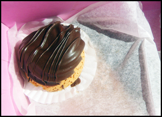 Presending the Sarah Bernhardt Cookie - the stand-alone, BEST gluten-free cookie on my list!